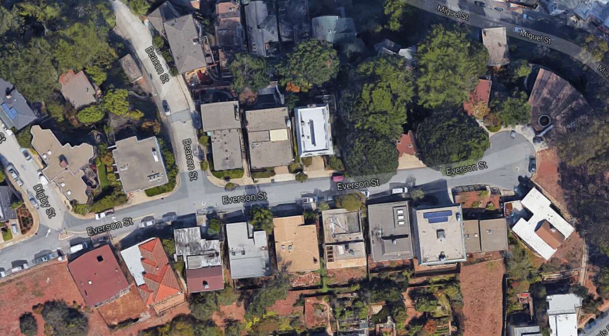 Everson Street in the Glen Park neighborhood of San Francisco is the flashpoint of conflict between David Cowfer and two venture capitalists, one of whom has proposed developing a luxurious basketball court on the cul-de-sac. 