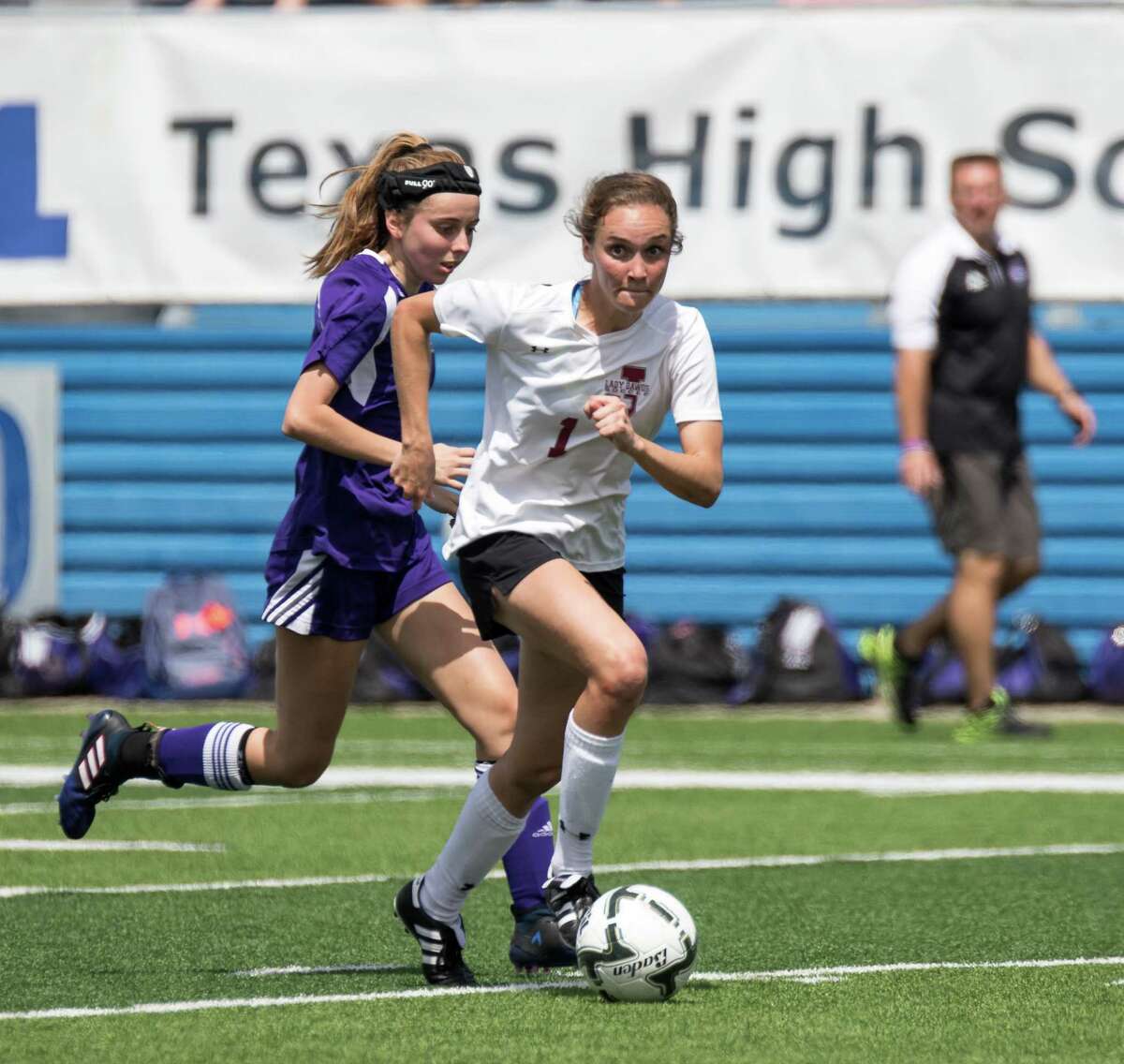 Jasper Bulldogs Julie Carter (1) looks to pass the ball across the middle during the Class 4A UIL girls soccer state semifinal game between the Jasper Bulldogs and the Boerne Greyhounds at Birkelbach Field in Georgetown, Texas, on April 12, 2017. Boerne won 2-1.