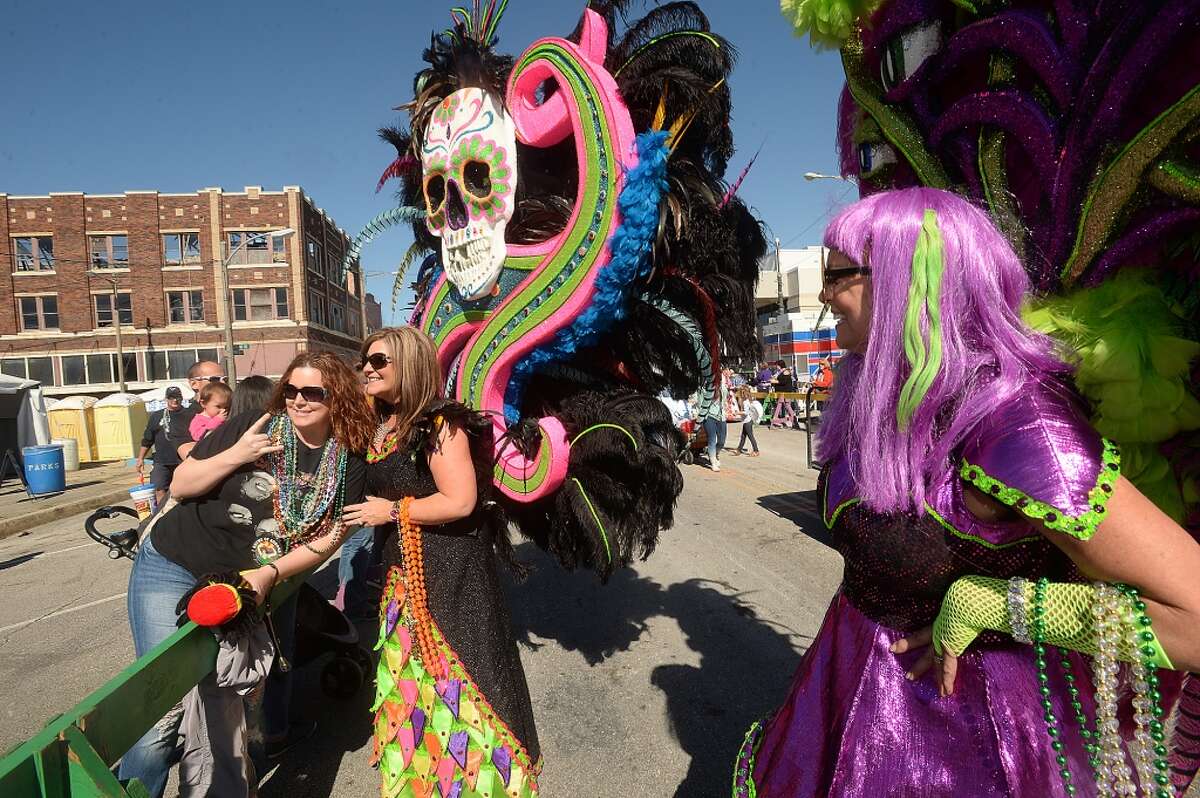 mardi gras beads port arthur tx