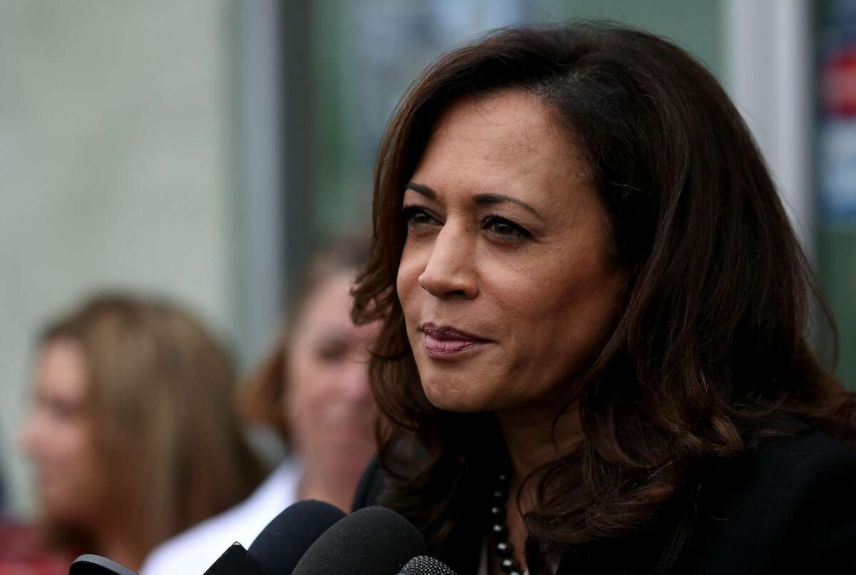 Sen. Kamala Harris (D-Calif.) in Los Angeles on February 21, 2017. Amid all the self-reflection and infighting among Democrats about how they find their way out of the wilderness, Harris is emerging as a more nuanced political character than many on either side of the political line expected. (Katie Falkenberg/Los Angeles Times/TNS)