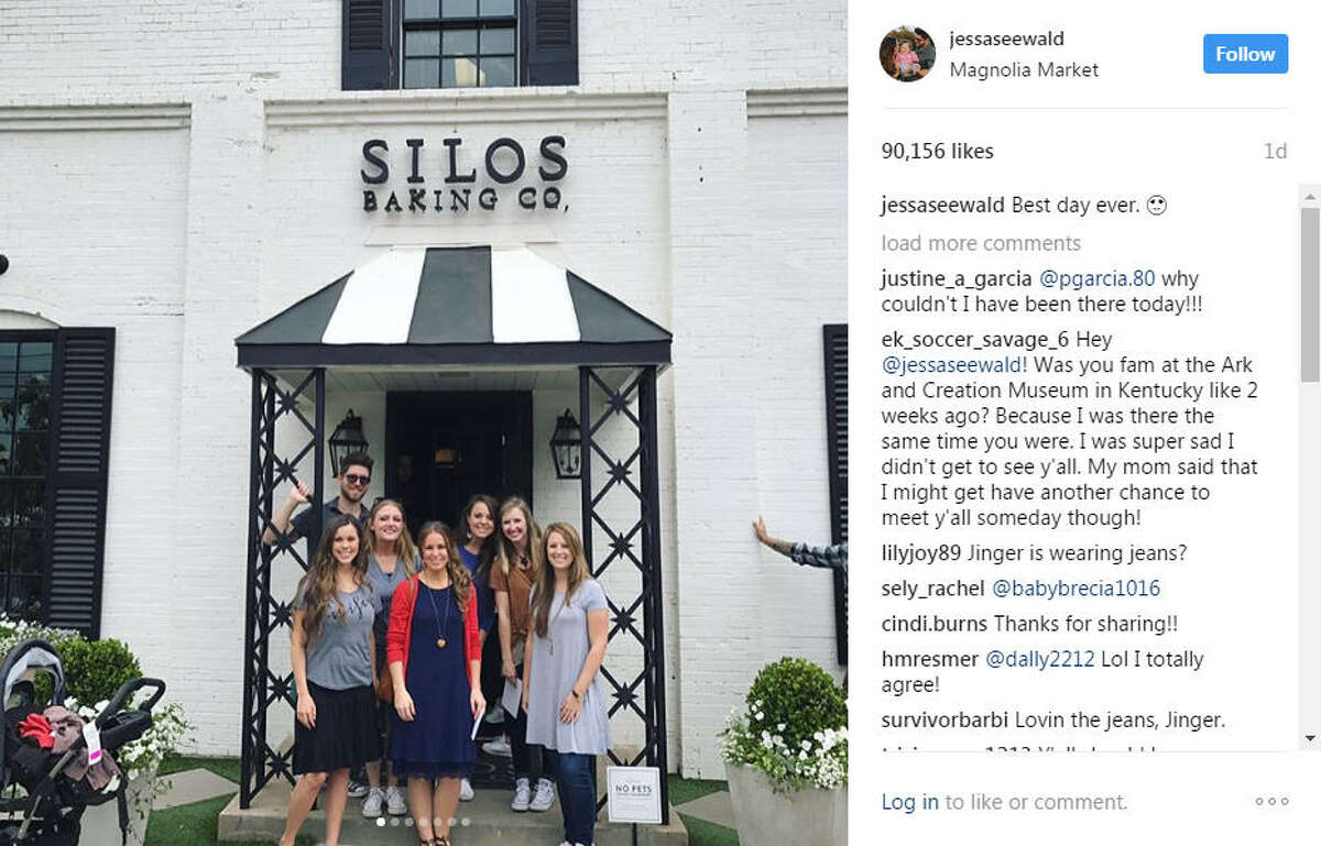 The Duggar daughters made their way to Waco to visit Chip and Joanna Gaines' infamous Magnolia Market at the Silos. Photo: Jessa Seewald Instagram