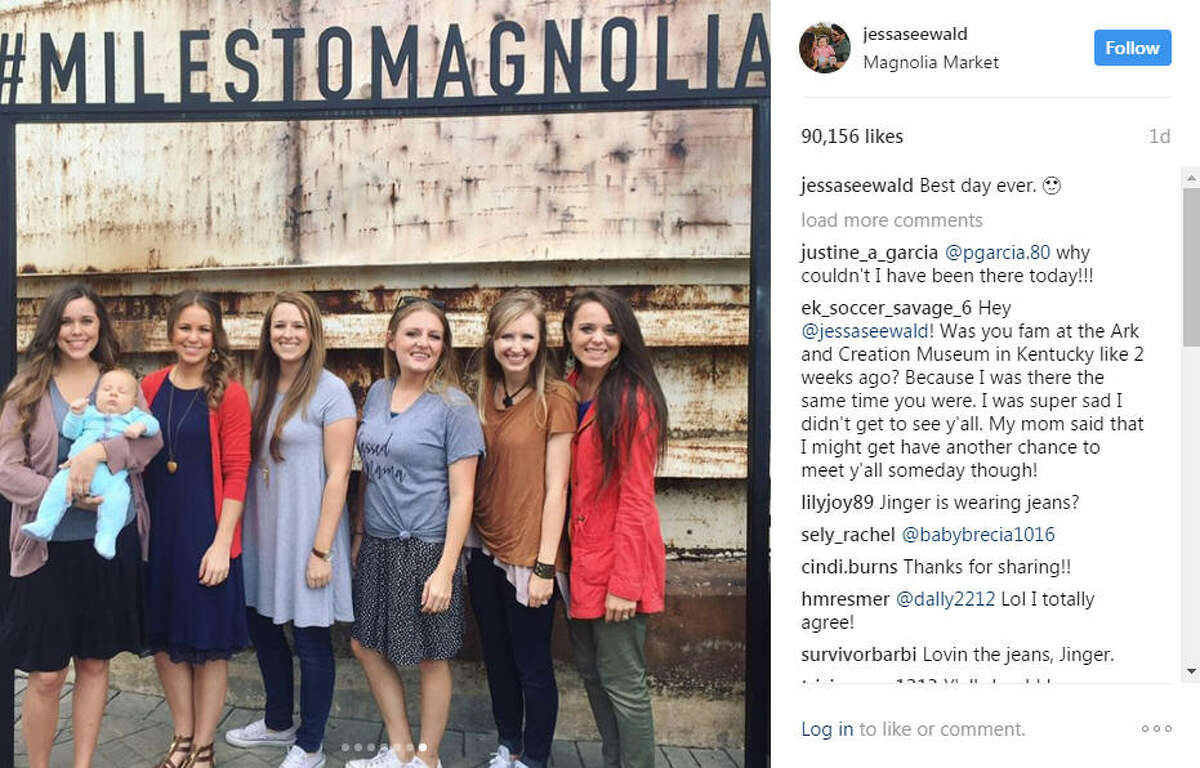 The Duggar daughters made their way to Waco to visit Chip and Joanna Gaines' infamous Magnolia Market at the Silos. Photo: Jessa Seewald Instagram