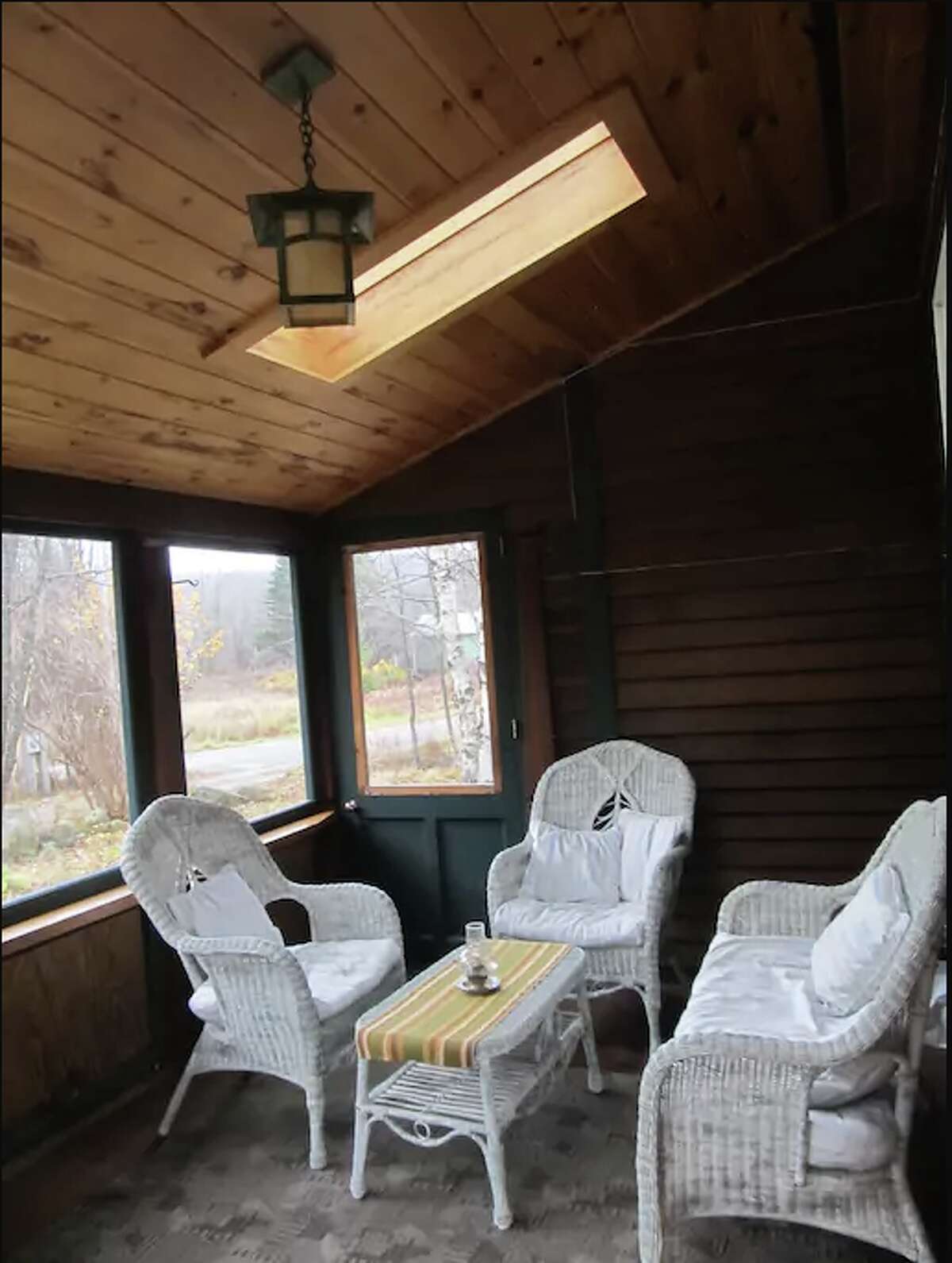 Photos Airbnb Adirondack getaways