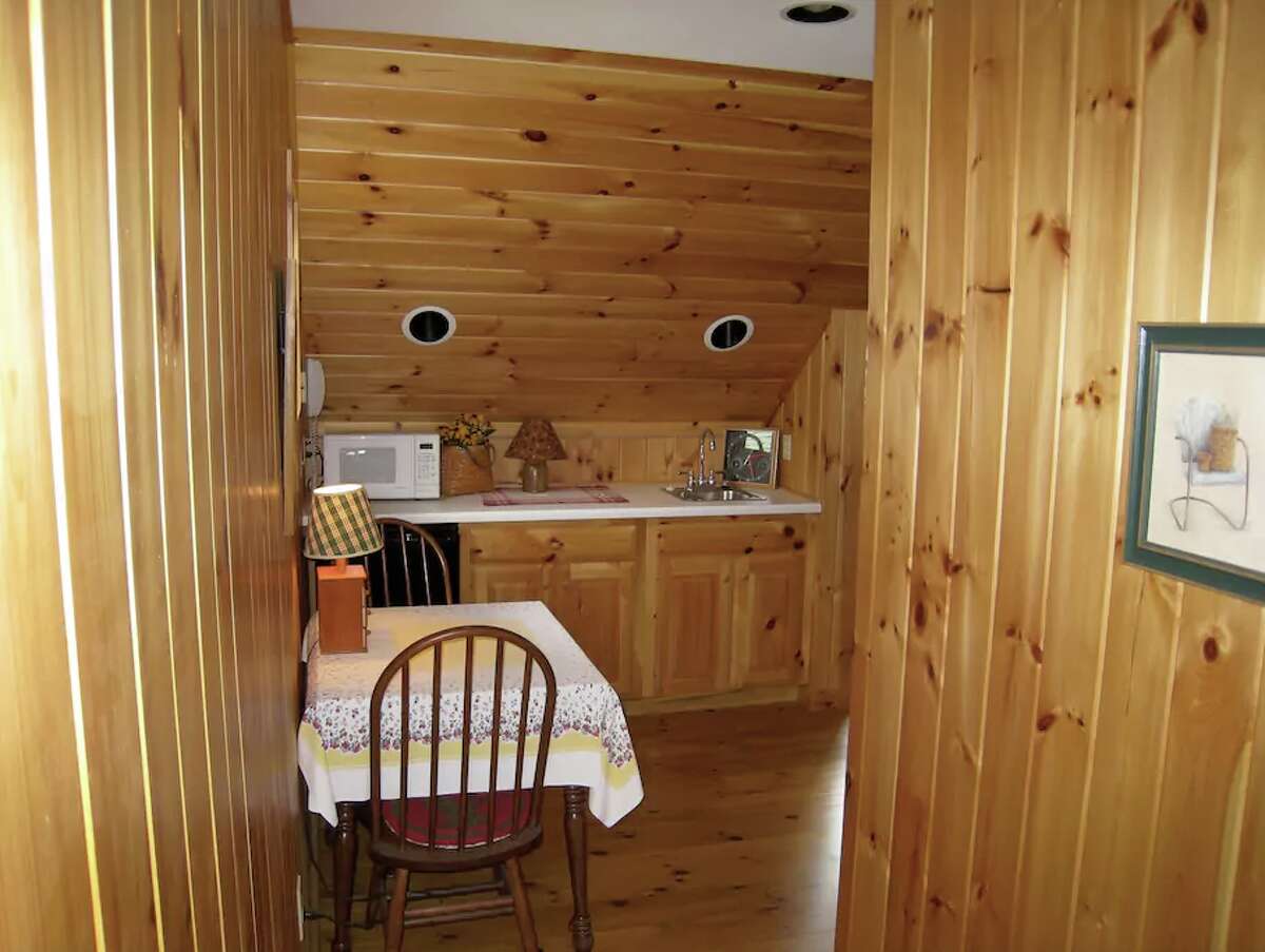 Photos Airbnb Adirondack getaways