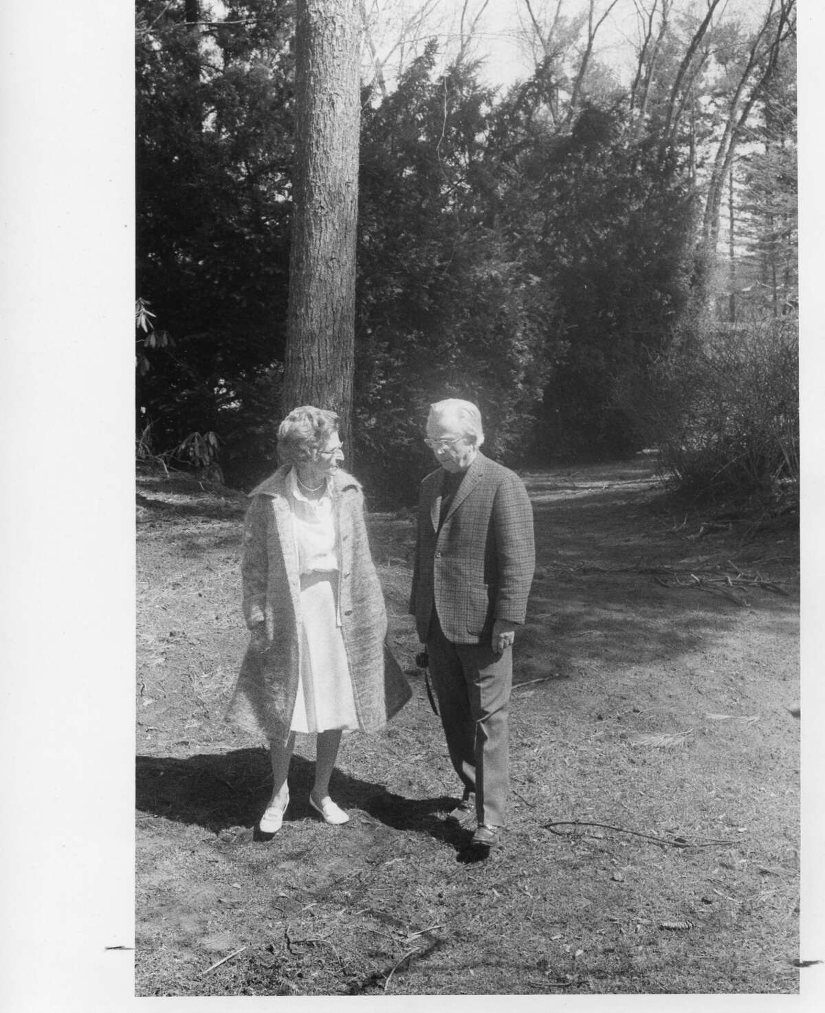 Mrs. Anderson Arbury and Alden B. Dow, trustees of the Herbert H. and Grace A. Dow Foundation, celebrate the opening of Dow Gardens. April 1975