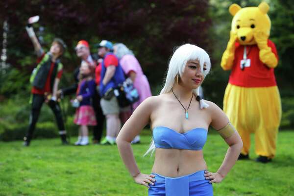 Cosplayers Gather In Seattle For The Annual Sakura Con Anime Convention Houstonchronicle Com