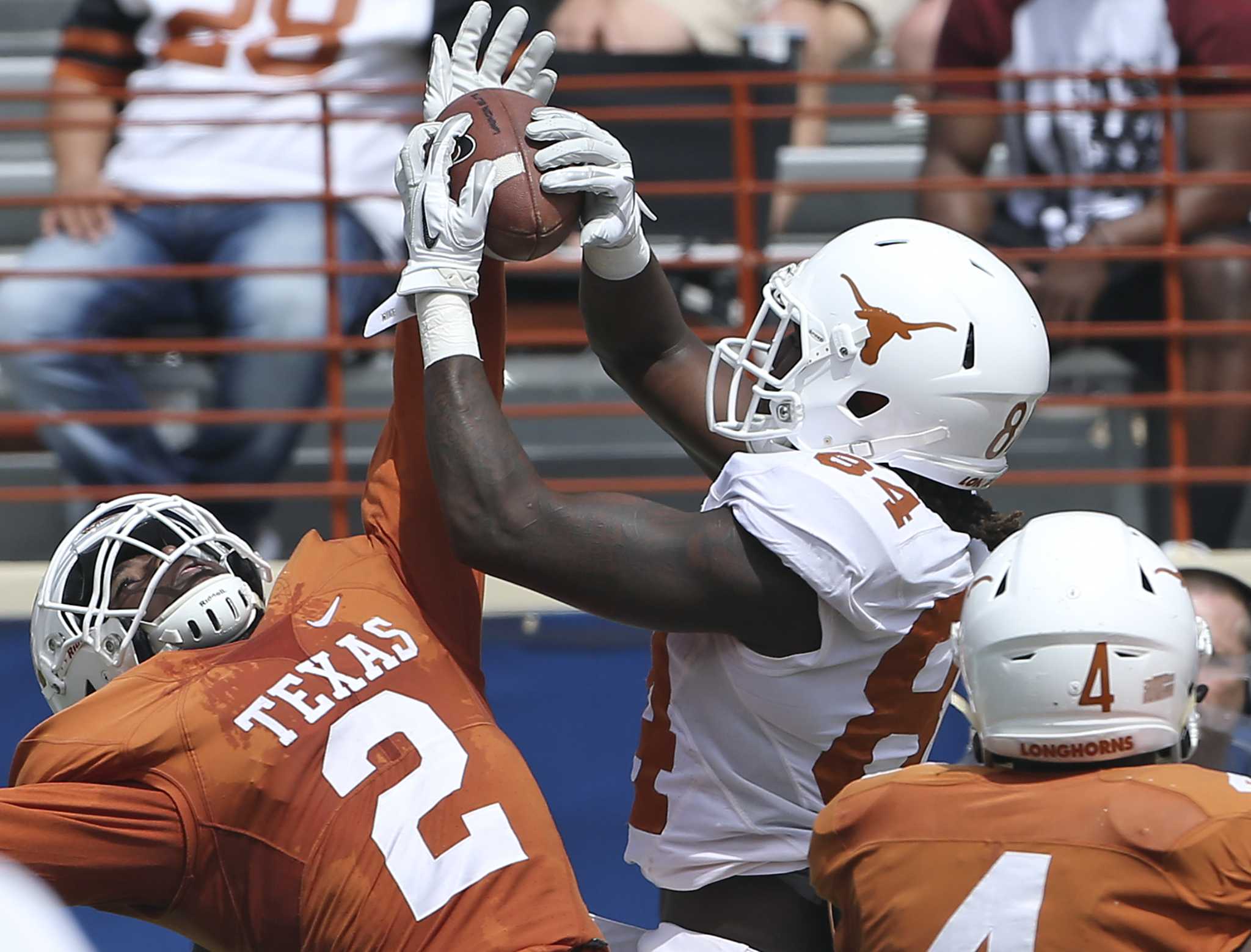 Chele shocked: Shane Buechele shines in Texas spring game