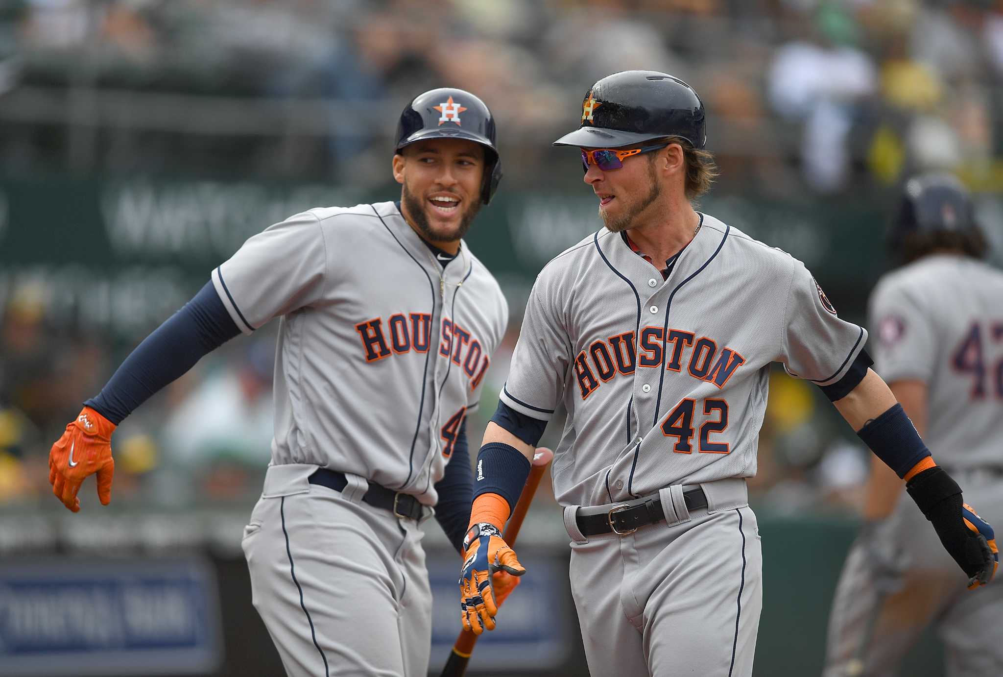 Astros' top prospect Carlos Correa set for hand X-rays after HBP 