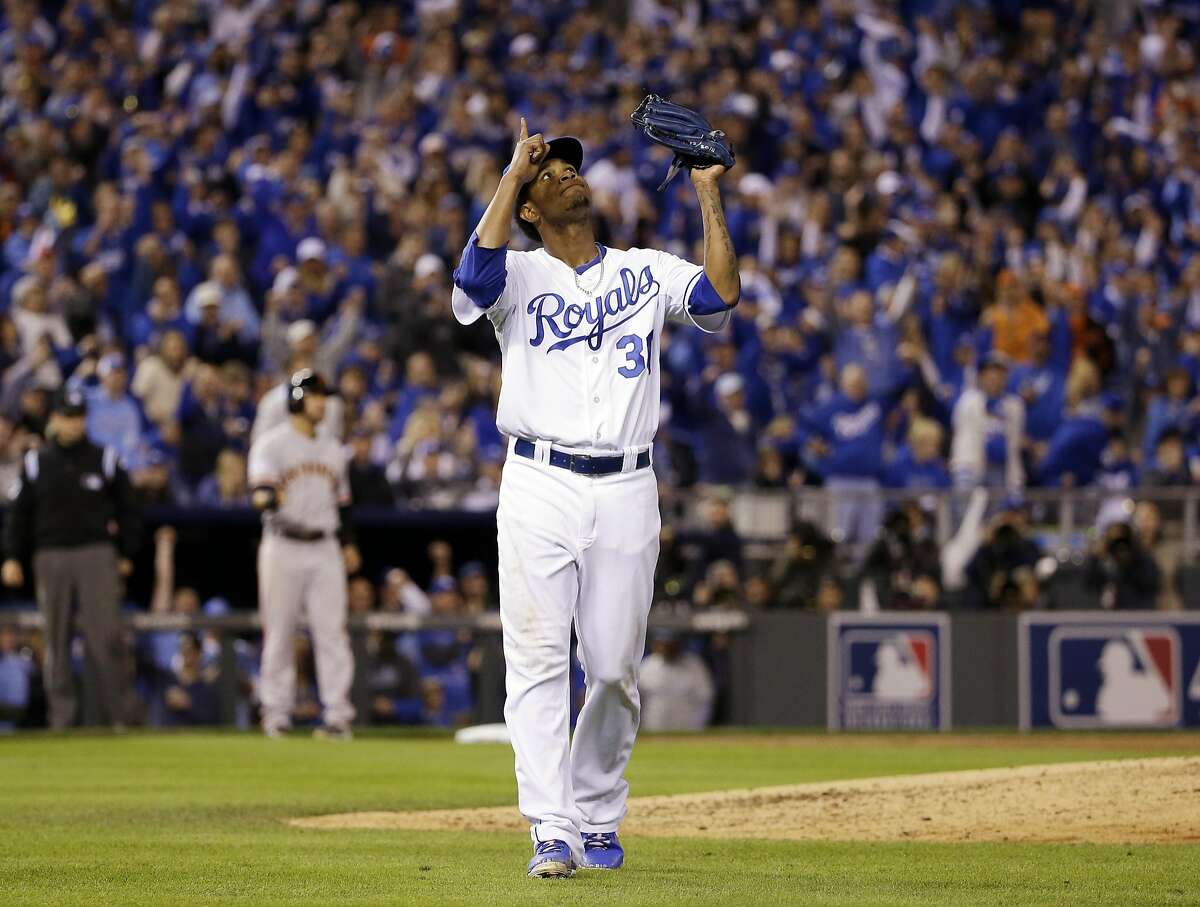 Kansas City Royals pitcher Yordano Ventura reacts after getting San Francisco Giants' Buster Posey to ground into an inning ending, bases loaded double play during the third inning of Game 6 of baseball's World Series Tuesday, Oct. 28, 2014, in Kansas City, Mo. (AP Photo/David J. Phillip)