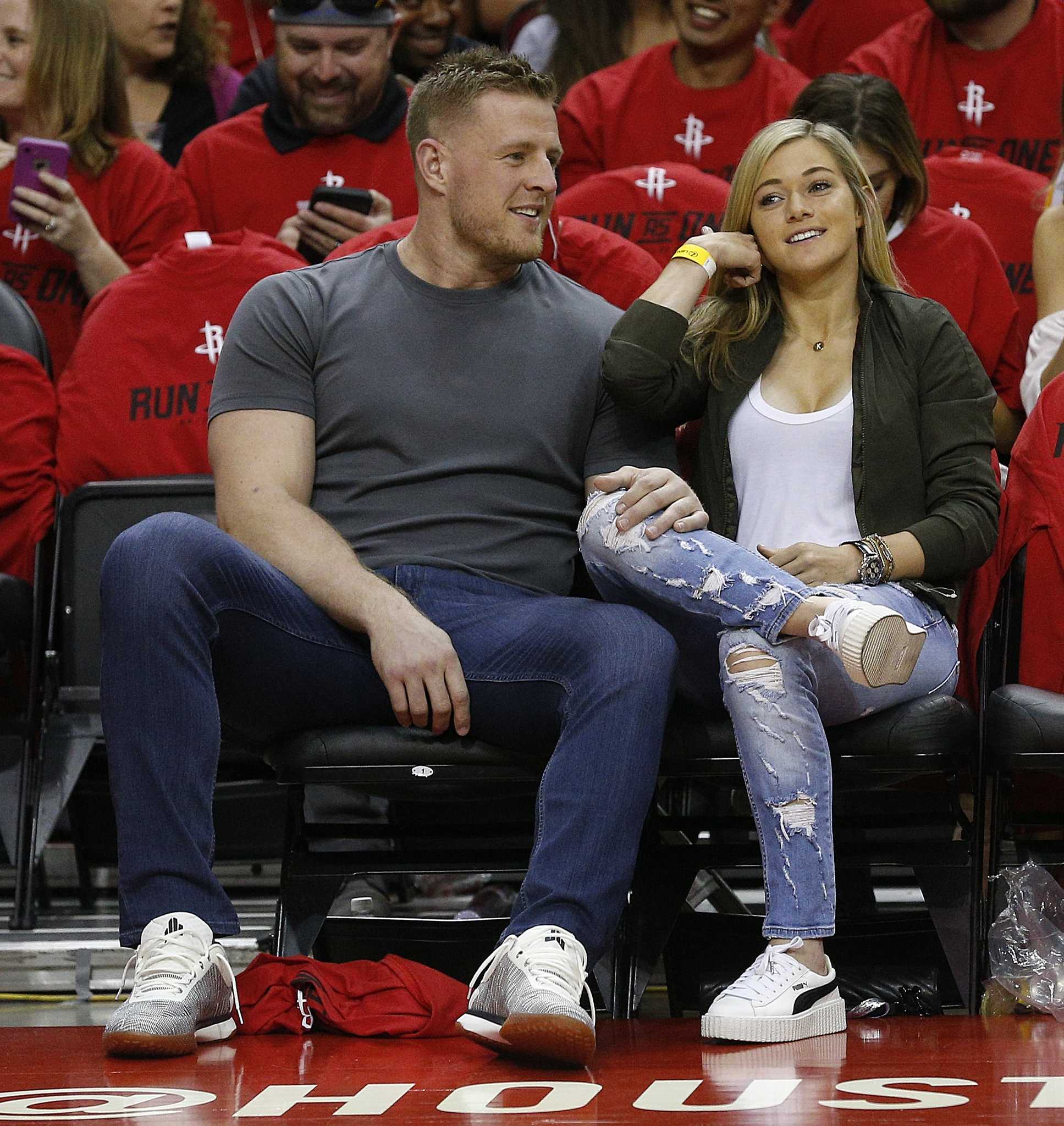 J.J. Watt, girlfriend Kealia Ohai draw attention at Rockets game - Houston Chronicle