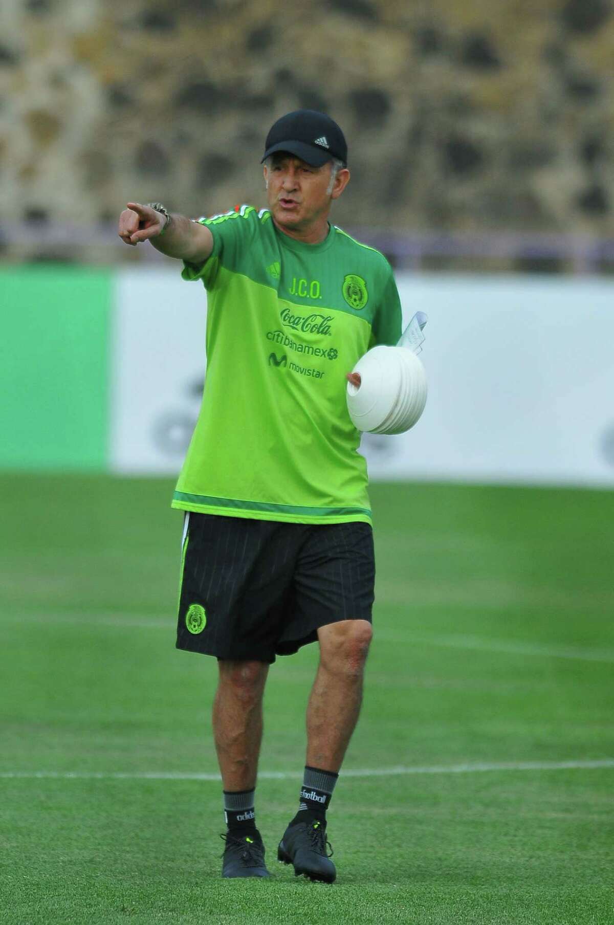 Mexico soccer coach feels up to task