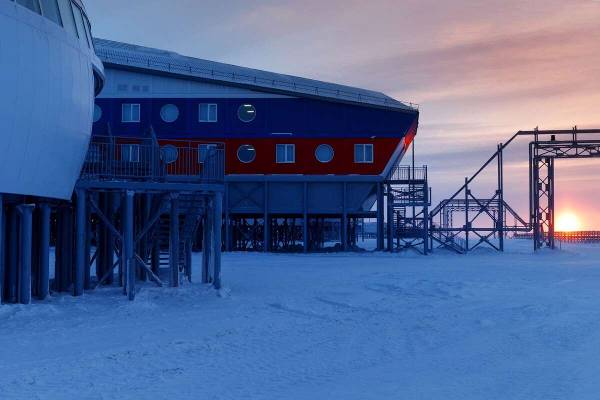 Photos Russia offers rare glimpse of new Arctic military base sitting