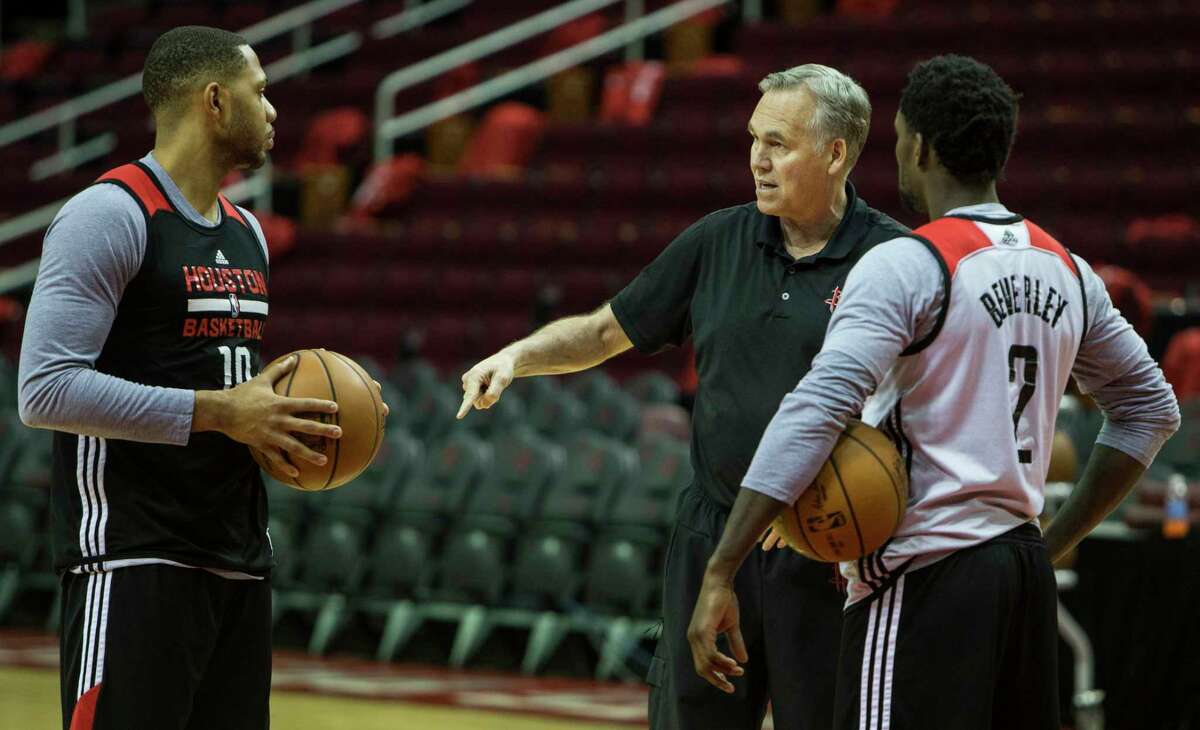 Coach Mike D'Antoni will share some words of wisdom, like he did at practice Tuesday, but the Rockets typically don't get bogged down trying to make too many pregame adjustments.