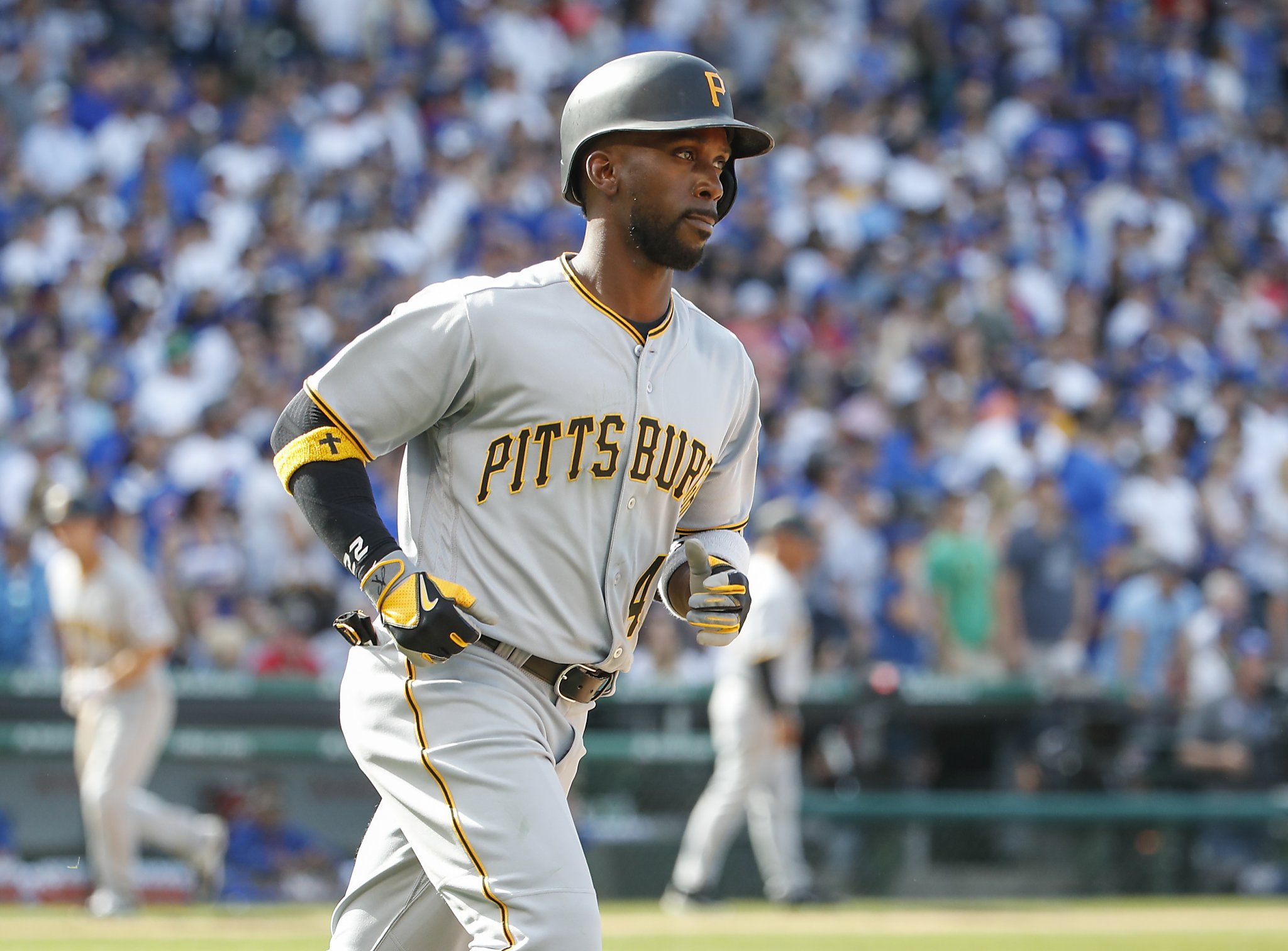 Giants acquire outfielder Andrew McCutchen from the Pirates - The Globe and  Mail