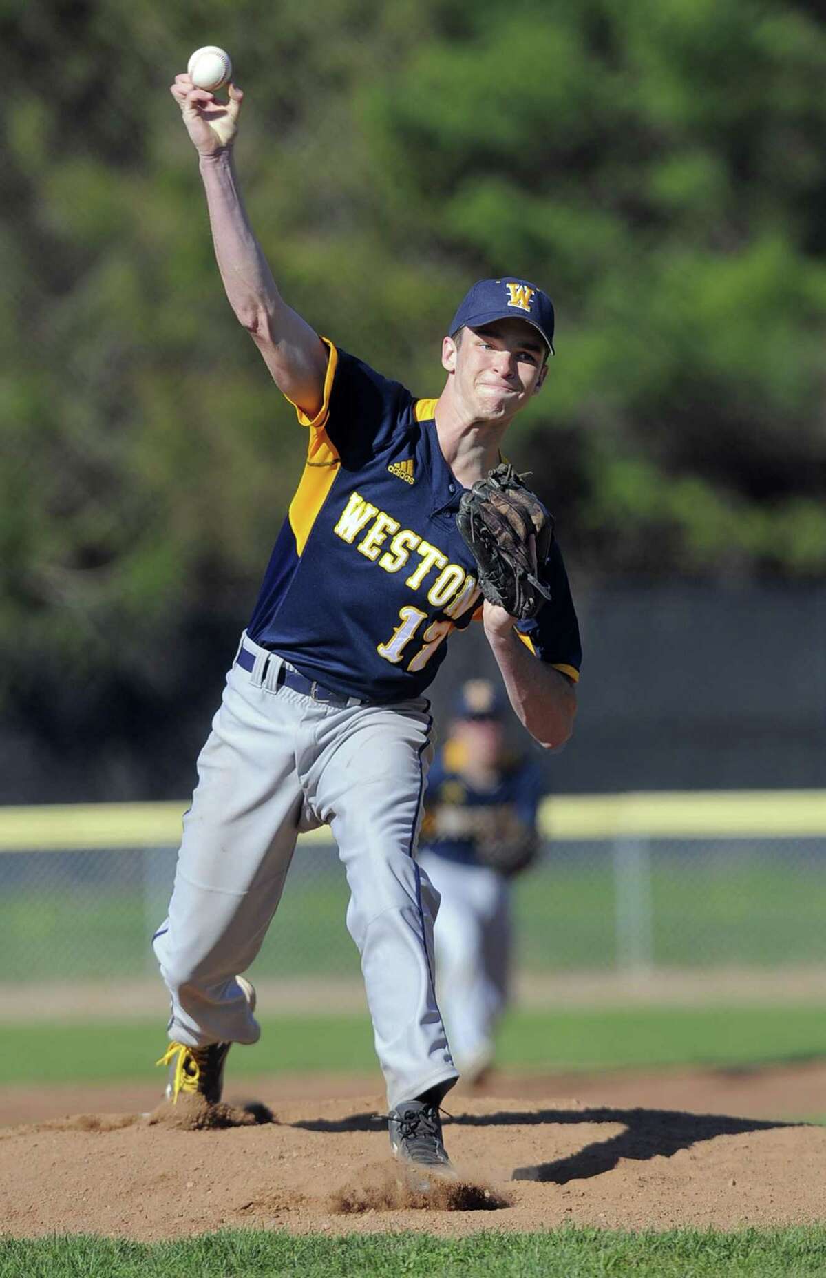Weston baseball rolls over Westhill