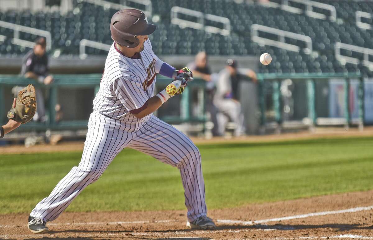 Third baseman Sergio Pollorena and the Dustdevils scored two runs in the ninth inning but fell 4-3 at Texas A&M-Kingsville on Tuesday night.