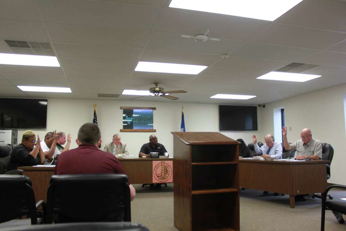 The city of Willis unanimously passed a resolution opposing Senate Bill 715 during its regular meeting Tuesday.