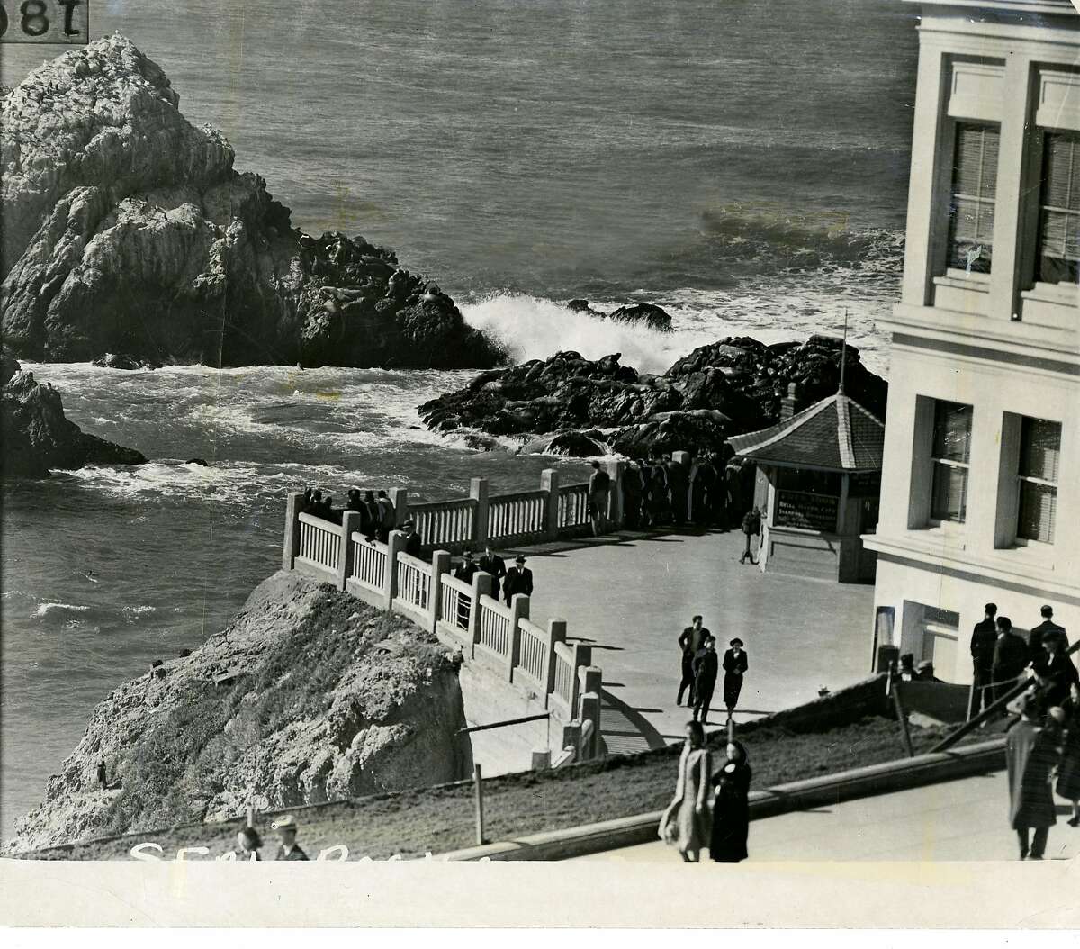 A look at the time San Francisco's Cliff House was nearly blown into ...