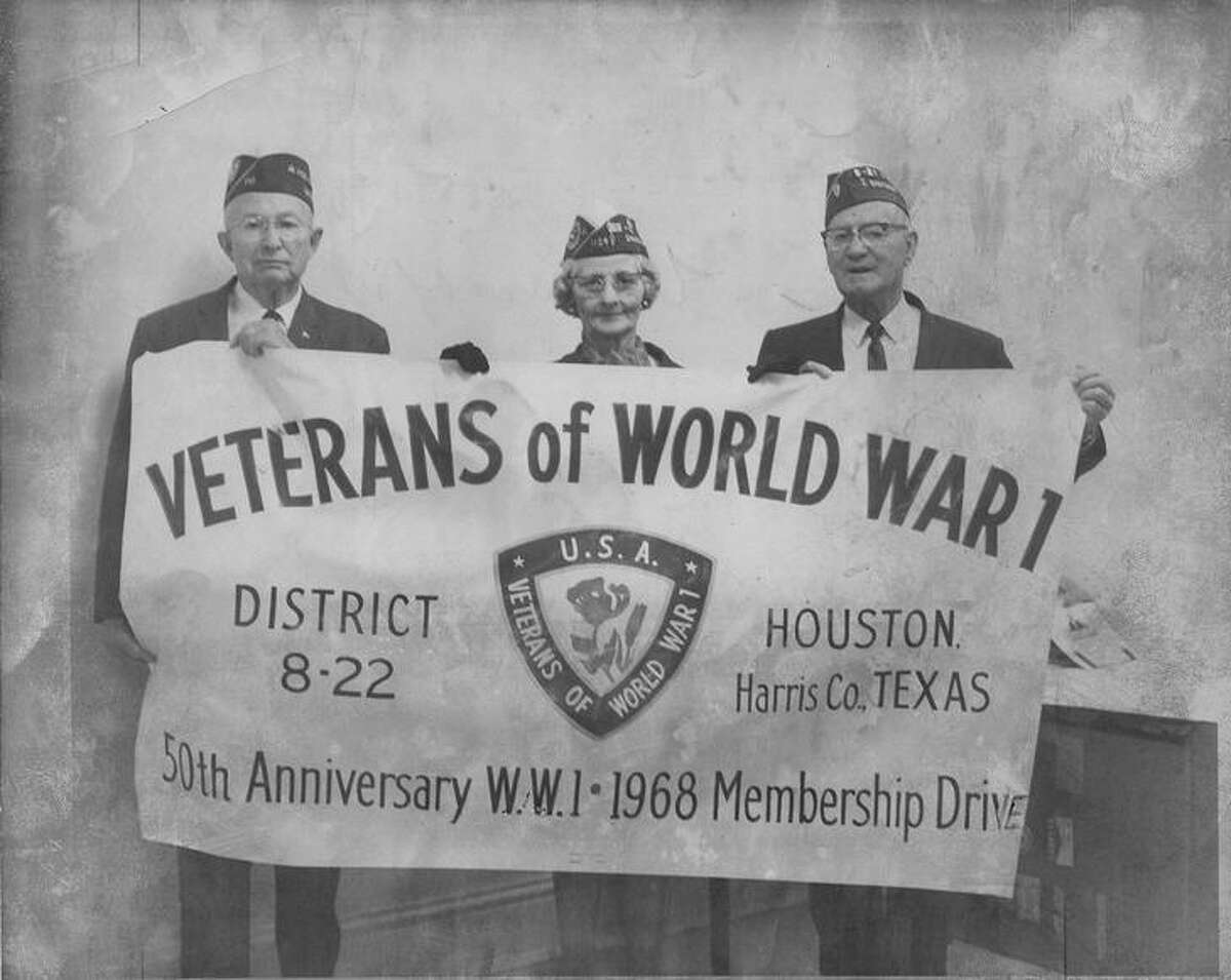 A photographic history of Baytown, from its oil boom to the early '90s