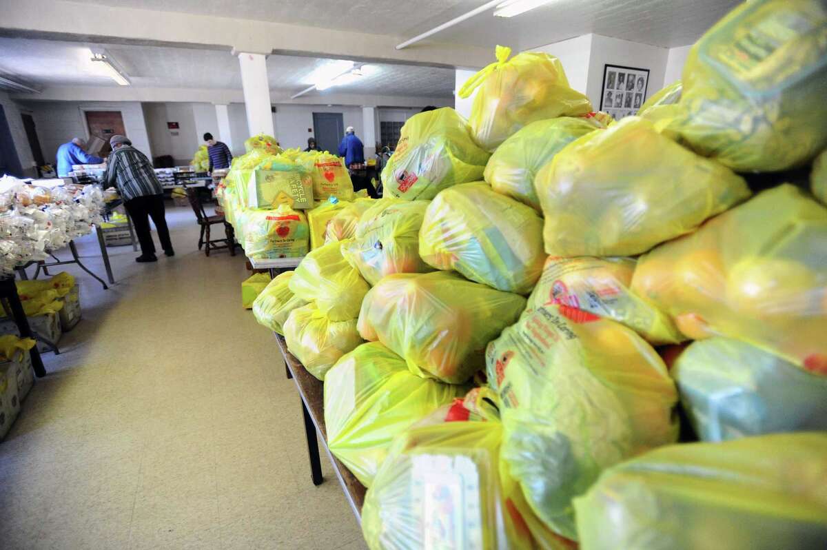 Deportation fears spark avoidance of food pantries