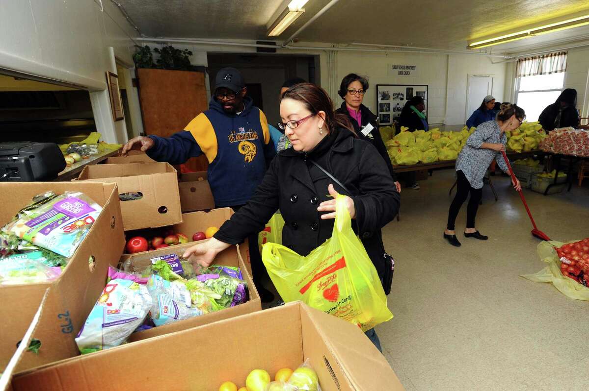 Deportation fears spark avoidance of food pantries