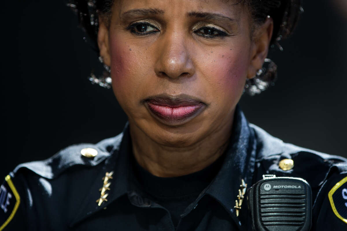 Connelly: A Saturday surprise: Acting SPD Chief Carmen Best is back in ...