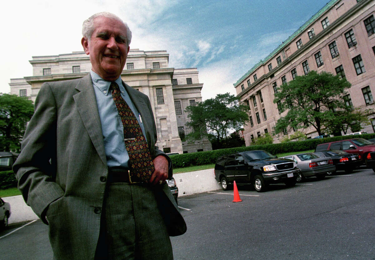 Times Union staff photo by STEVE JACOBS,9/19/00, Albany,NY -- HAPPY TIMES -- Sol Greenberg, the Albany County District Attorney, smiles as he speaks about his time in office as he pauses on his way to his office, Tuesday, September,19,2000, his last official day in office. ( for story)