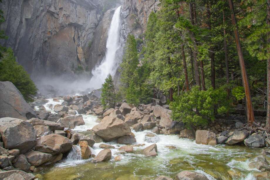Epic Winter Warm Weather Have Yosemite Waterfalls Booming Sfgate