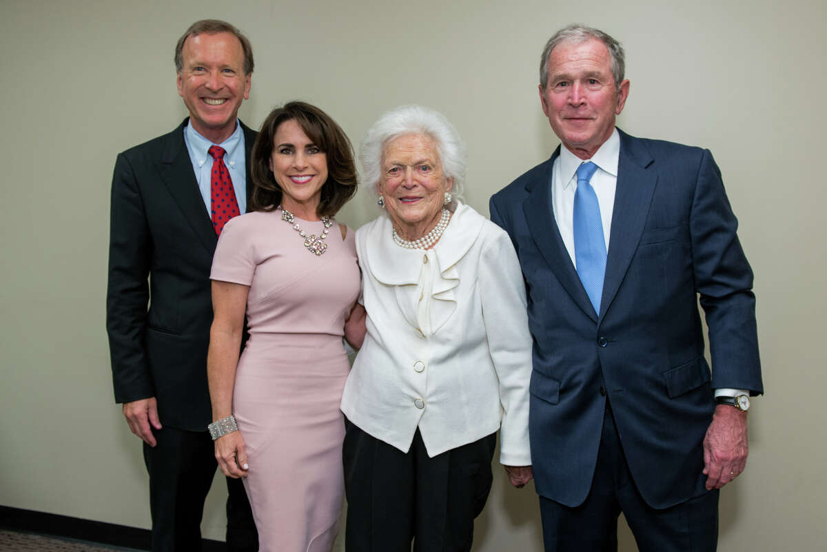 Neil and Maria Bush with Barbara Bush and George W. Bush