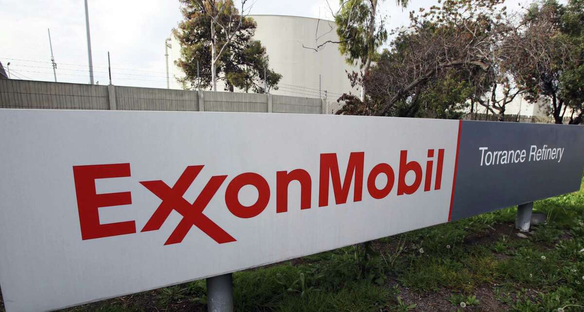 Exxon Mobil Corp. won’t be allowed to bypass U.S. sanctions against Russia to resume drilling for oil in a joint venture that seeks to tap billions of barrels of that country’s crude.