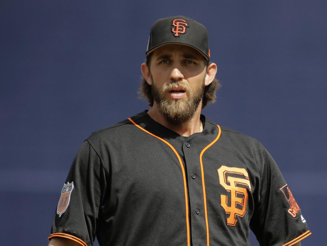 Twitter goes hard at Madison Bumgarner for injuring himself on a dirt bike