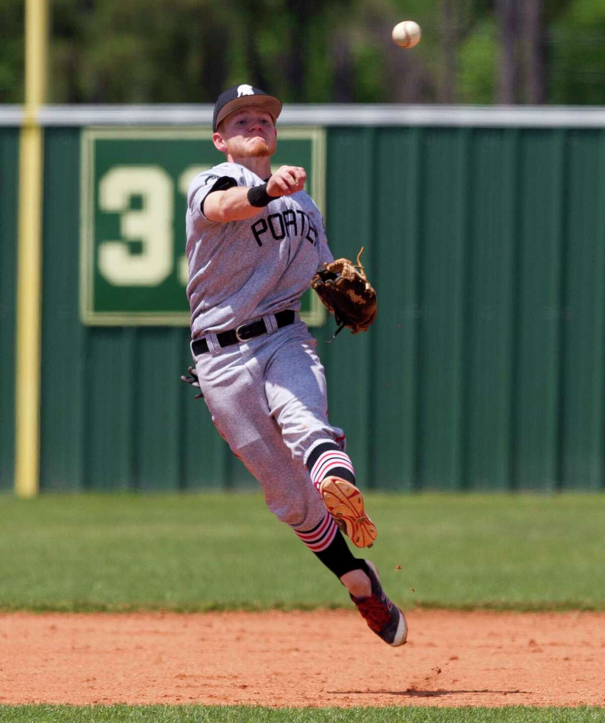 BASEBALL ROUNDUP Porter earns big victory over Humble