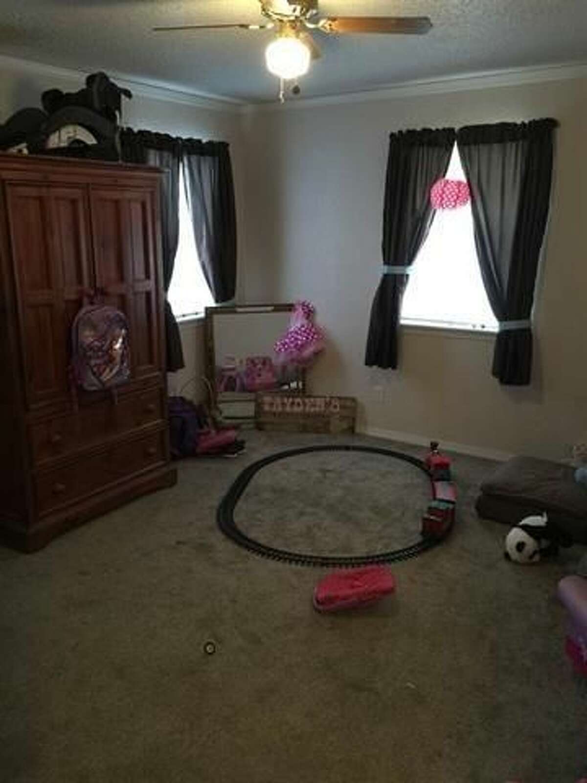 10 Homes that could win you a 'Fixer Upper' makeover from Chip and