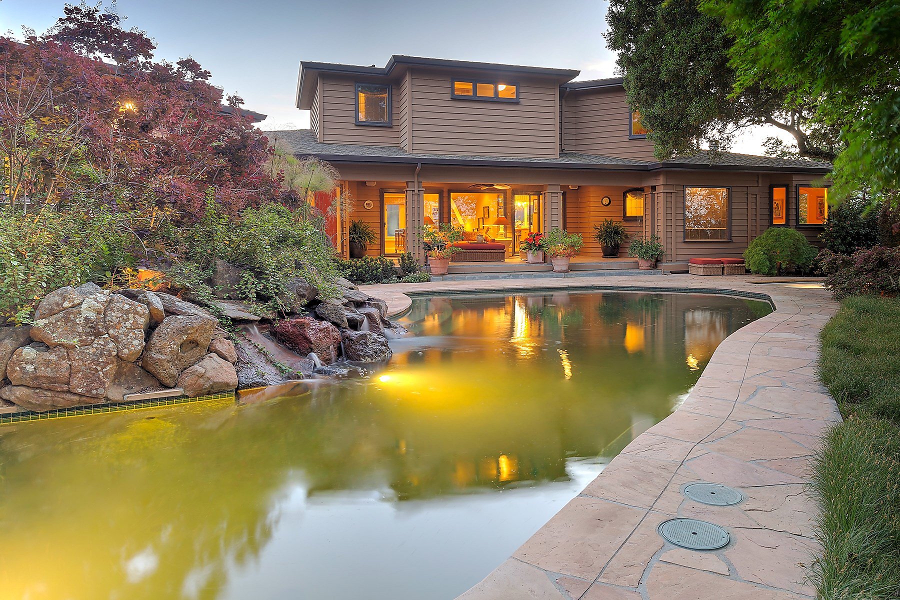 Walkthrough Picturesque Portola Valley estate