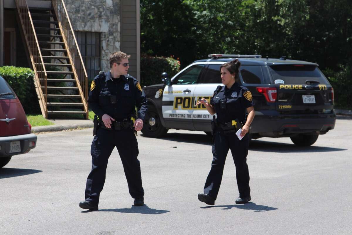 SAPD Teens shot walking home from school on North Side, suspect tried