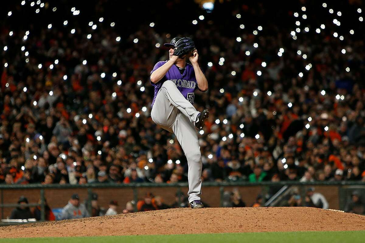 Sergio Romo's emotional final Giants game ends with Hunter Pence removing  him – NBC Sports Bay Area & California