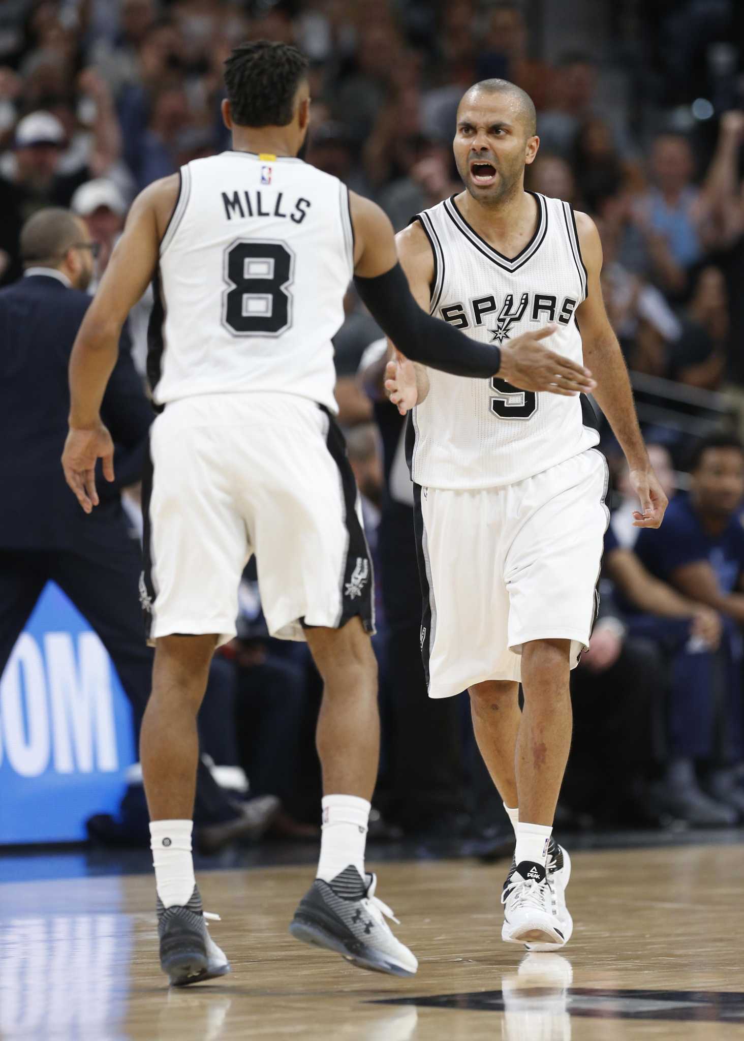 5 key stats from Spurs’ Game 5 win
