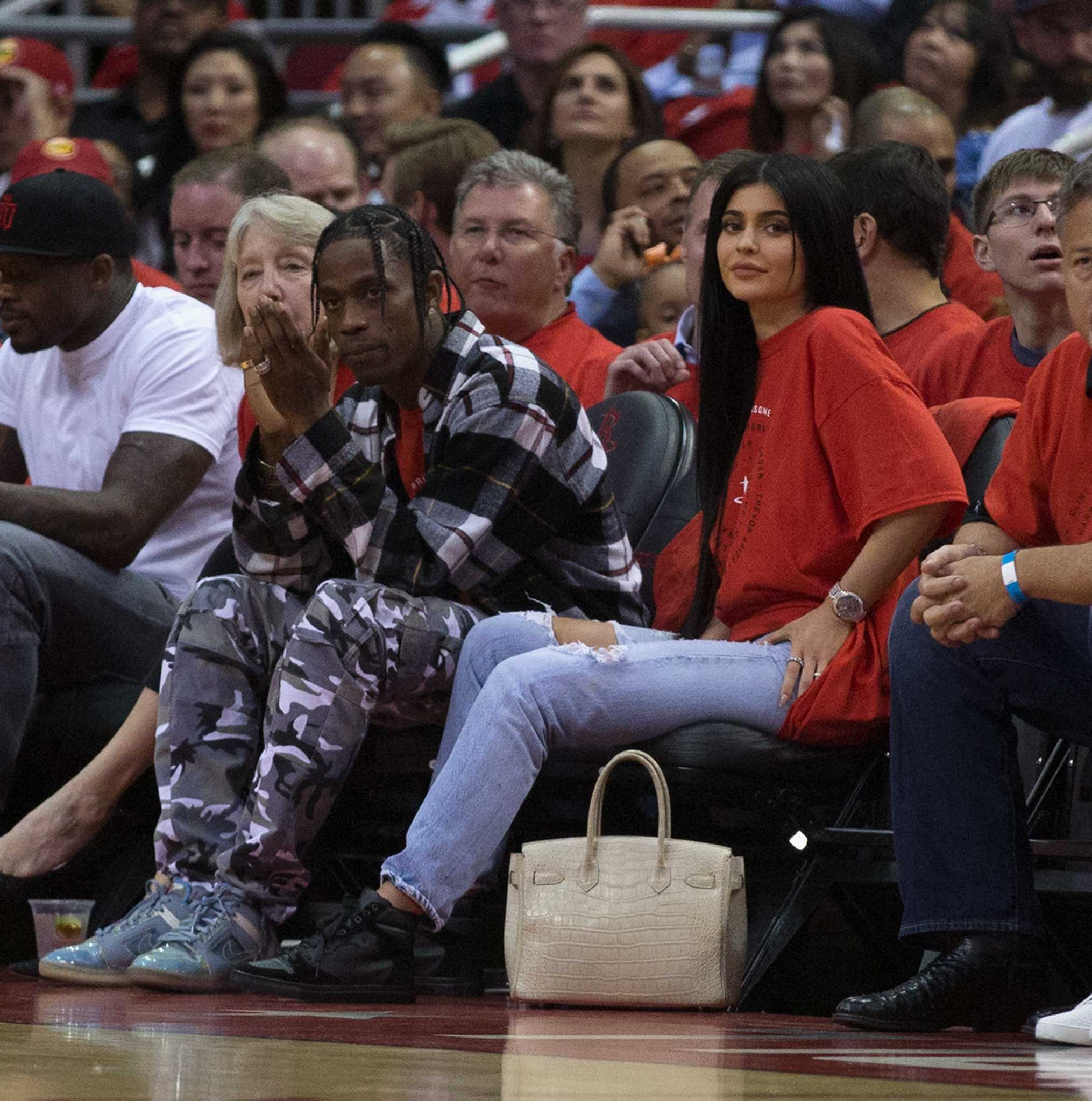 Rockets, Travis Scott team up on shirts 