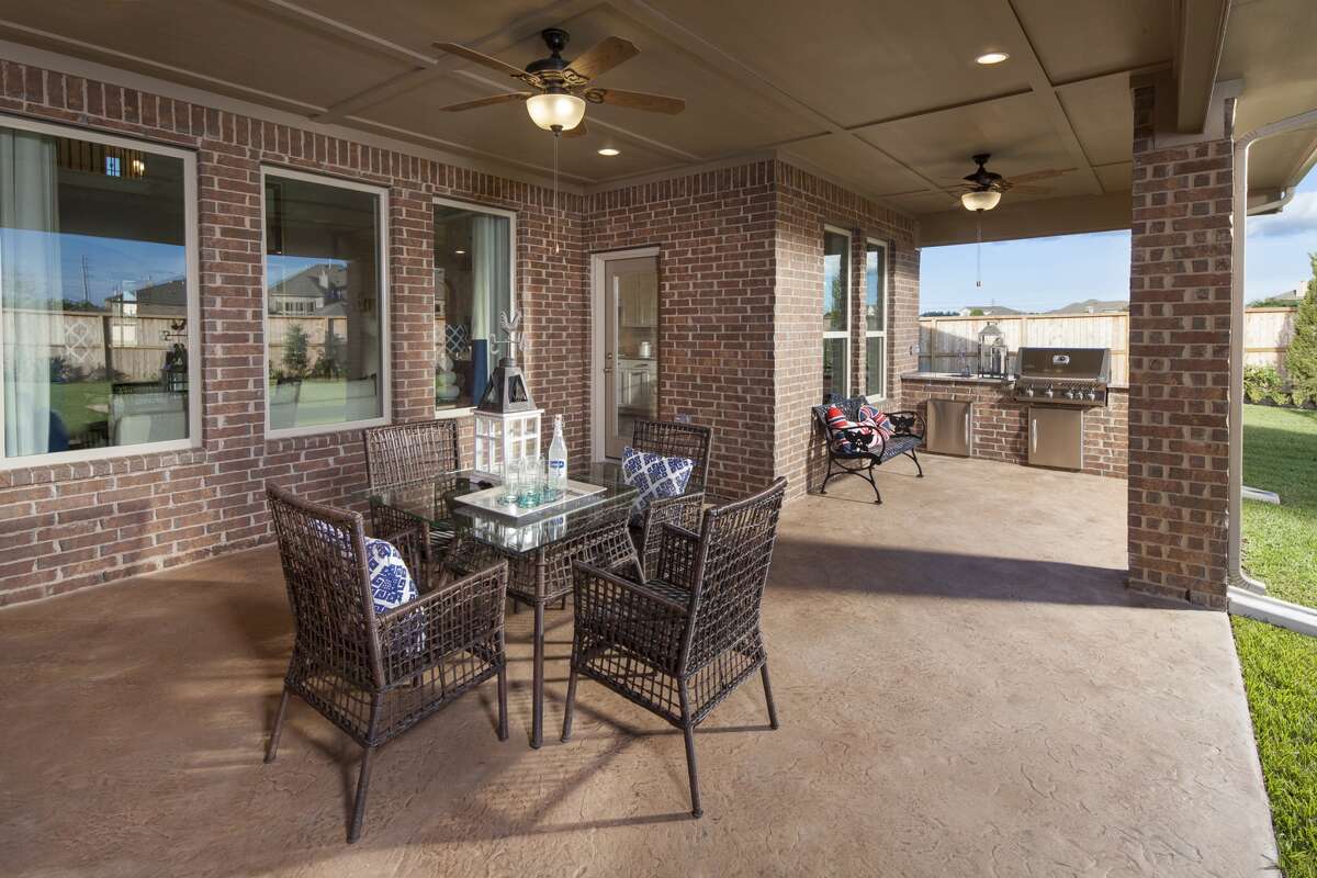 Coventry Homes introduces homes with dog showers in Veranda community