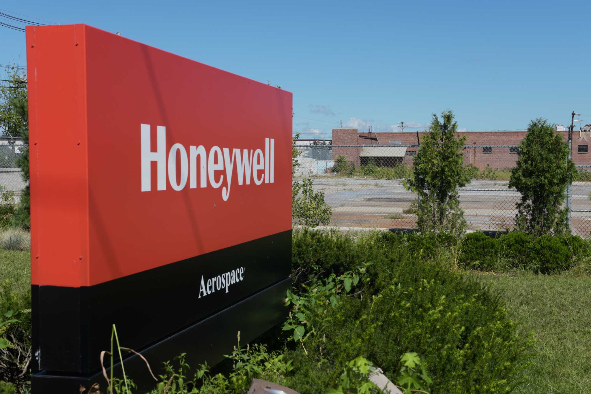 Honeywell eliminates healthcare for retirees