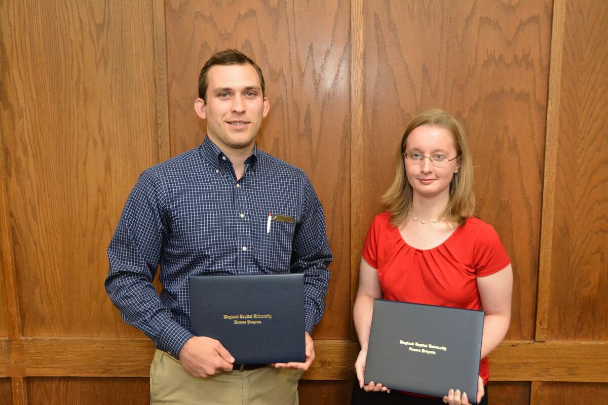Cody Lindberg (left), a senior from Southlake, and Emily Brown, a senior from Aurora, Colo., will graduate Saturday, May 6, with Honors degrees from Wayland.