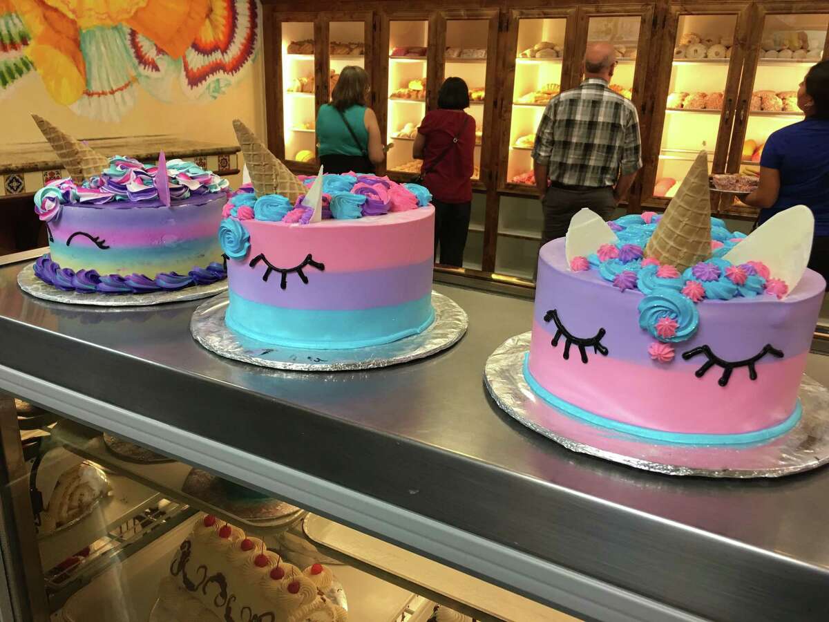 frappuccinos because this Houston bakery is making unicorn sweet bread