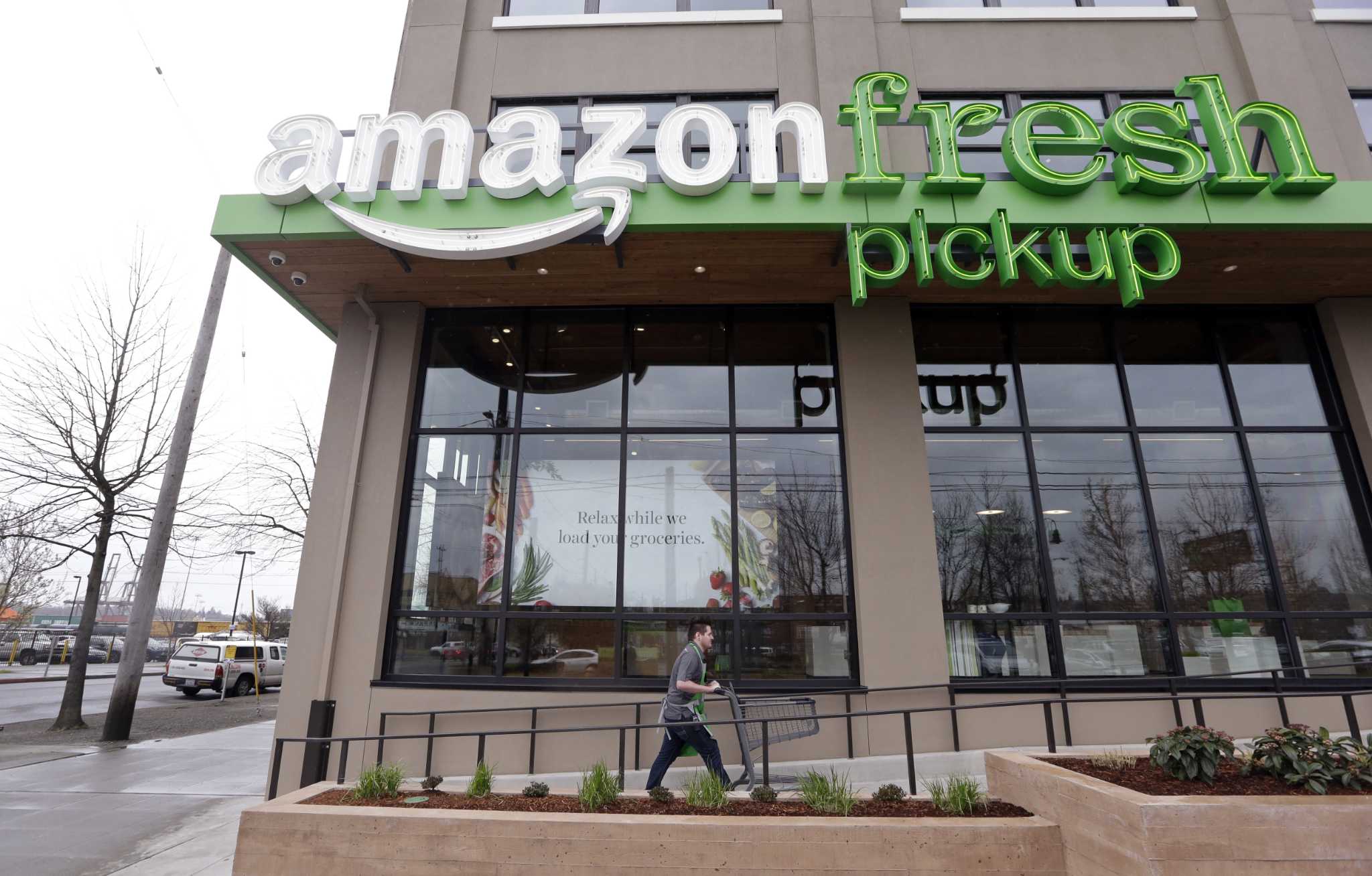 AmazonFresh launches grocery delivery service in Houston