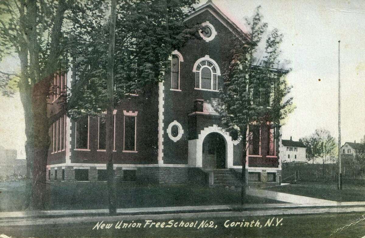 Corinth group tries to save Main Street School from demolition