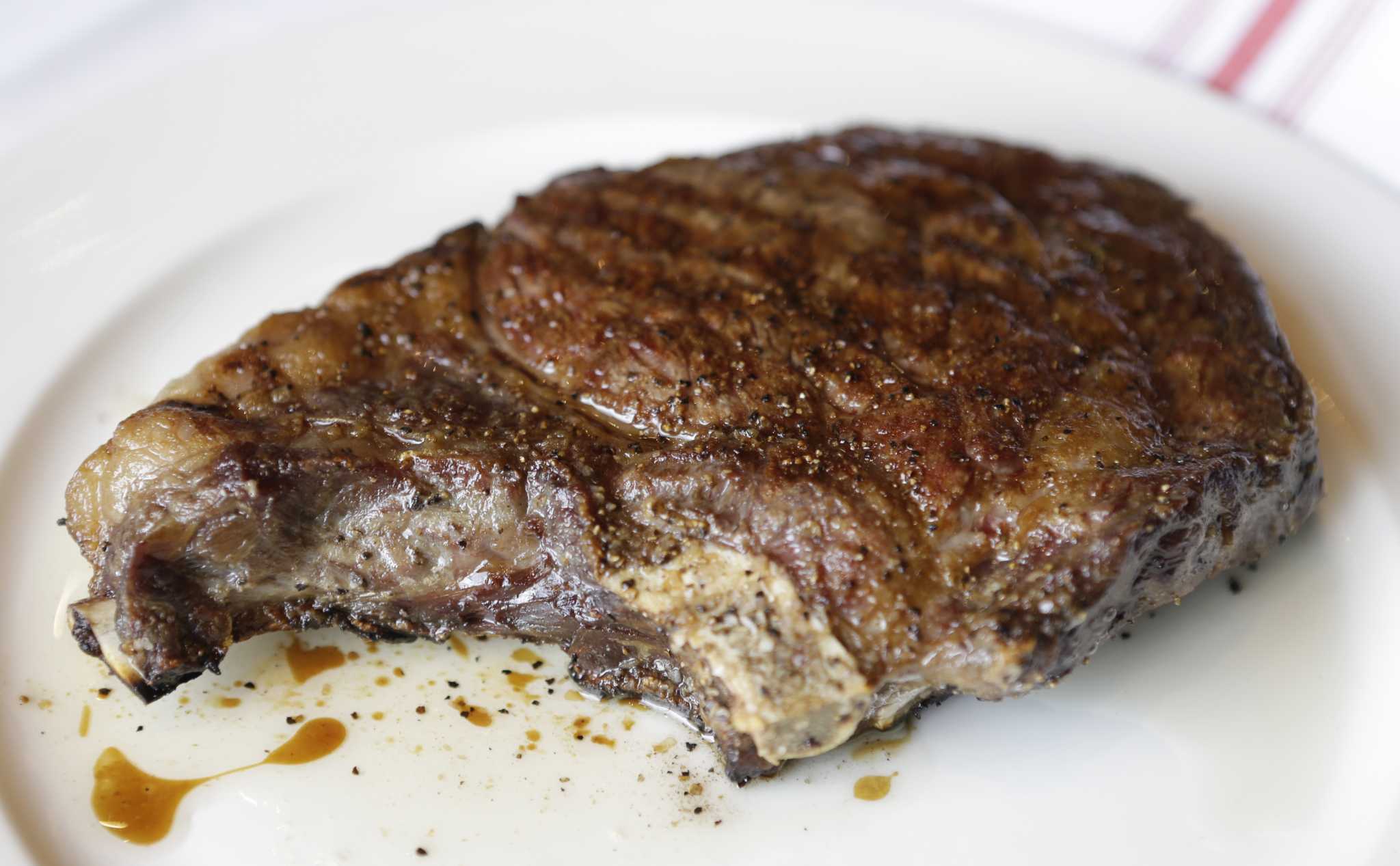 Steakhouses offer 'prime' example of Houston dining