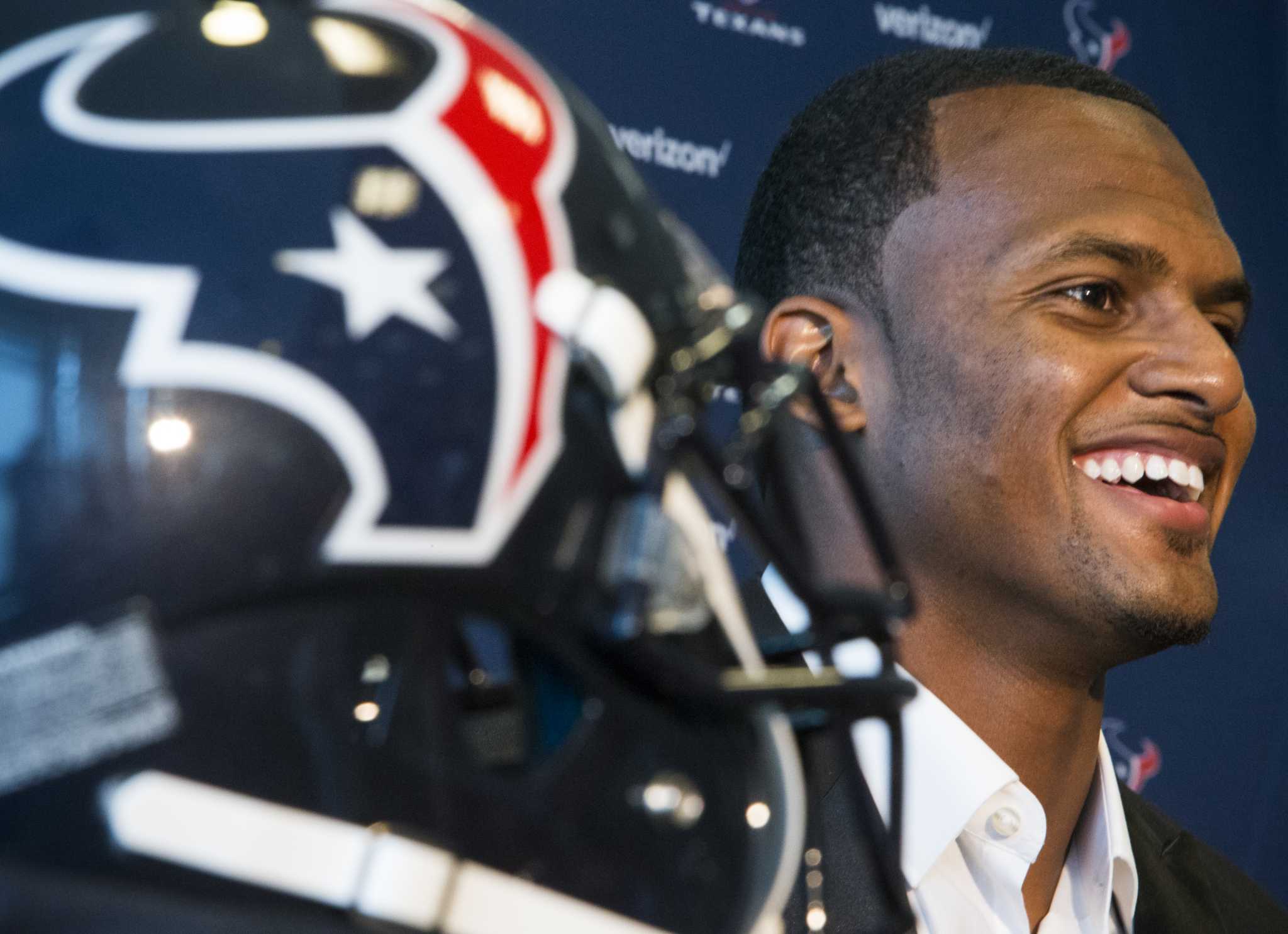 Houston Texans quarterback Deshaun Watson (4) celebrates after