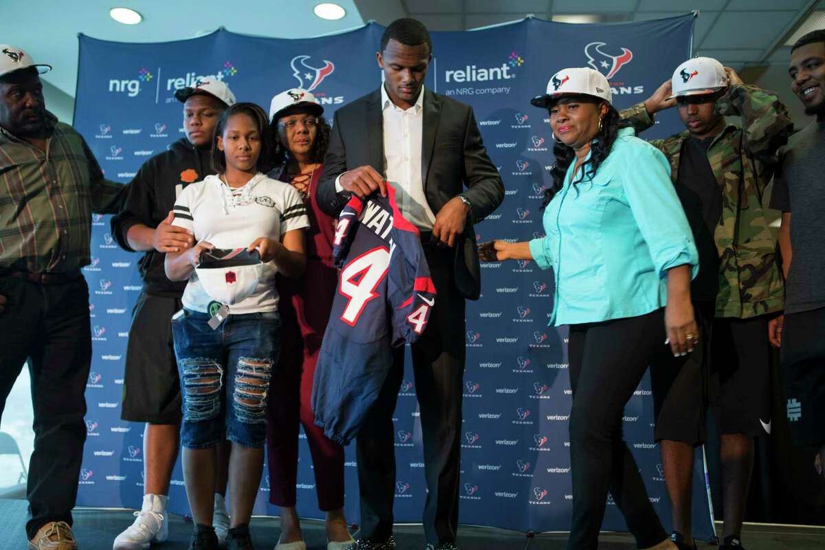 Keys to a home gave Deshaun Watson and family a new start