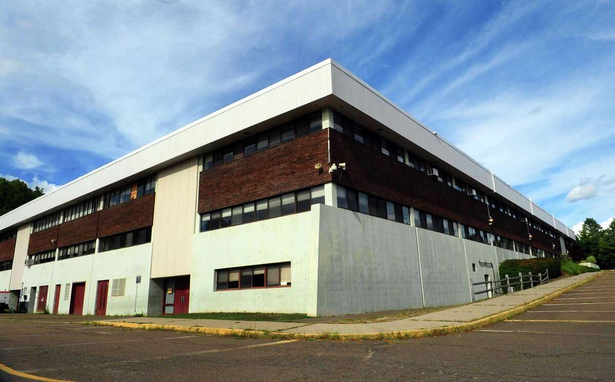 Monroe What to do about Chalk Hill Middle School?