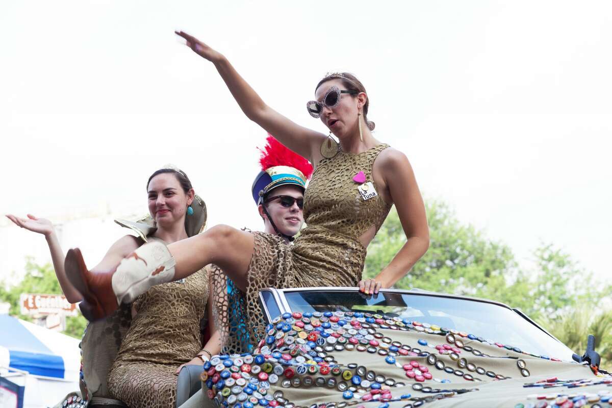 One of the more popular and zany Fiesta Events is the King William Fair. Saturday's, April 29, 2017, fair and parade more than lived up to the outrageous reputation of spoof-y floats and costumed participants.