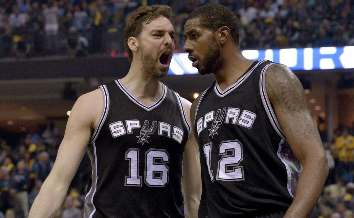 Spurs center Pau Gasol (16) and forward LaMarcus Aldridge react to a play during the second half of Game 4 against the Grizzlies on April 22, 2017, in Memphis, Tenn.